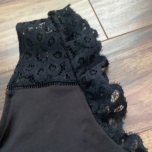 Black Lace Cap Sleeve Dress - Picture 3 of 4